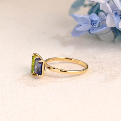 CausYou toi et moi engagement ring Solid Gold Toi Et Moi Emerald Cut Blue Sapphire & Pear Cut Olivine Engagement Ring