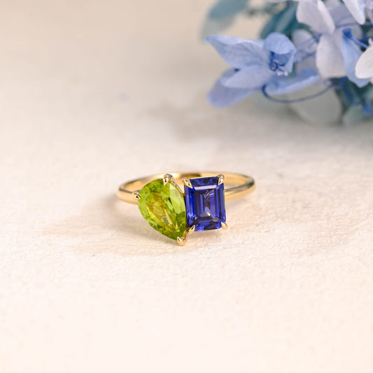 CausYou toi et moi engagement ring Solid Gold Toi Et Moi Emerald Cut Blue Sapphire & Pear Cut Olivine Engagement Ring