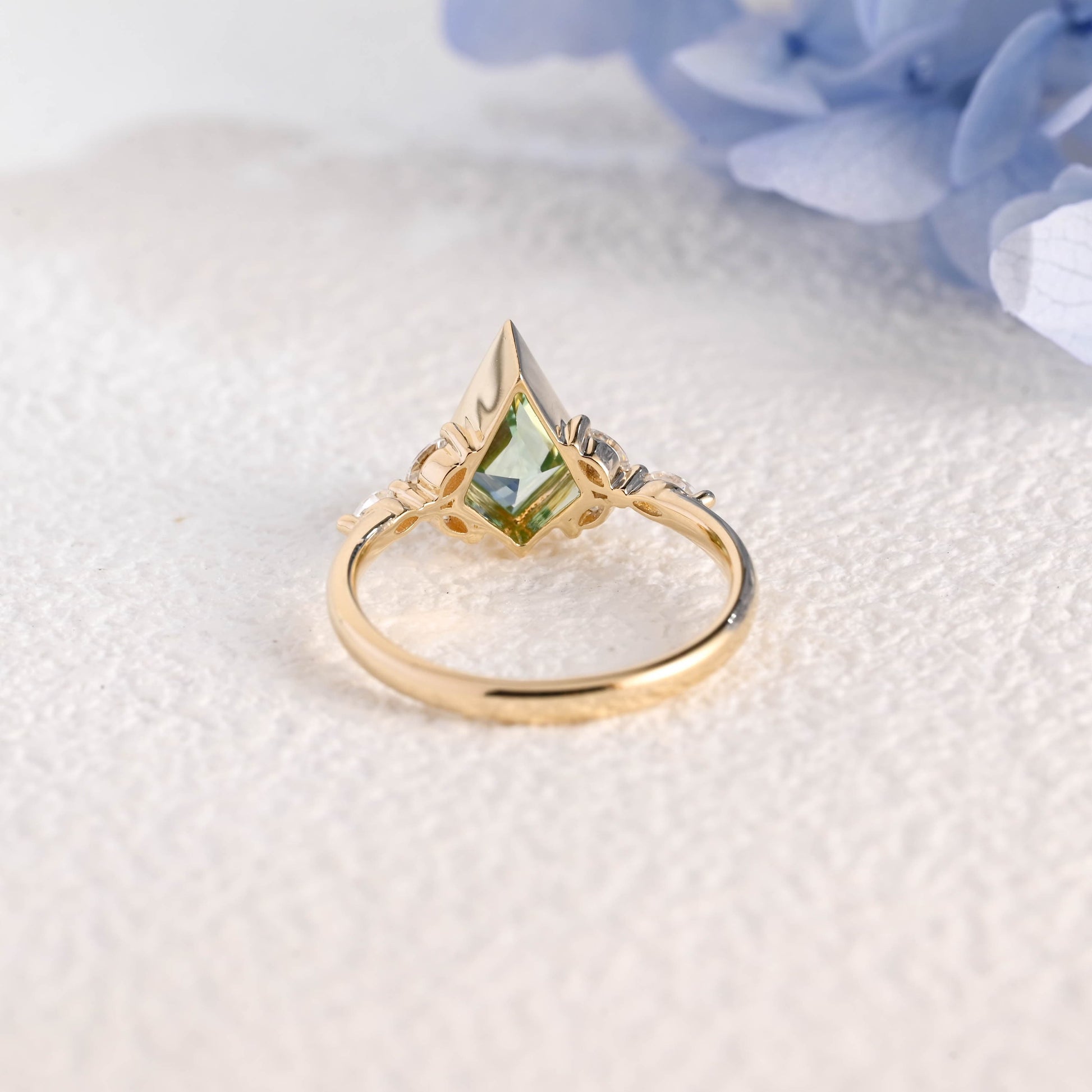 CausYou trillion cut moissanite engagement ring Solid Gold Kite Shape Green Sapphire Engagement Ring Bezel Ring