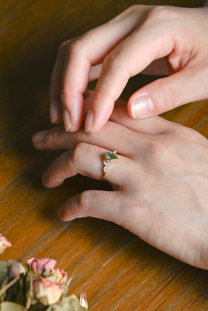 CausYou trillion cut moissanite engagement ring Solid Gold Kite Shape Green Sapphire Engagement Ring Bezel Ring