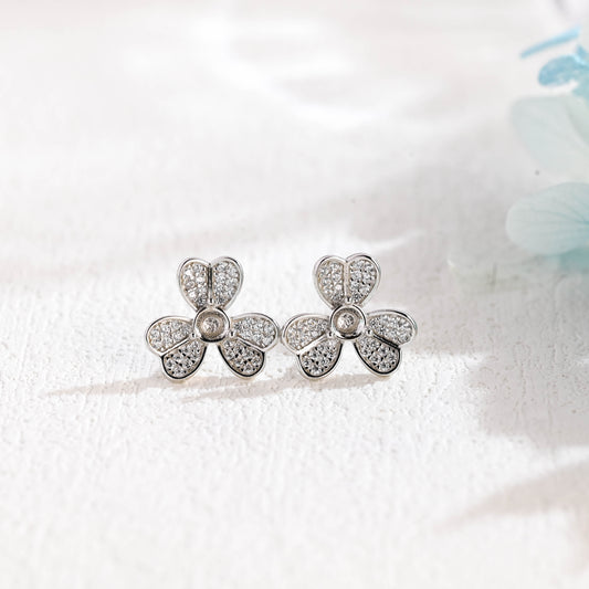 clover-moissanite-earrings-studs-gifts-for-women