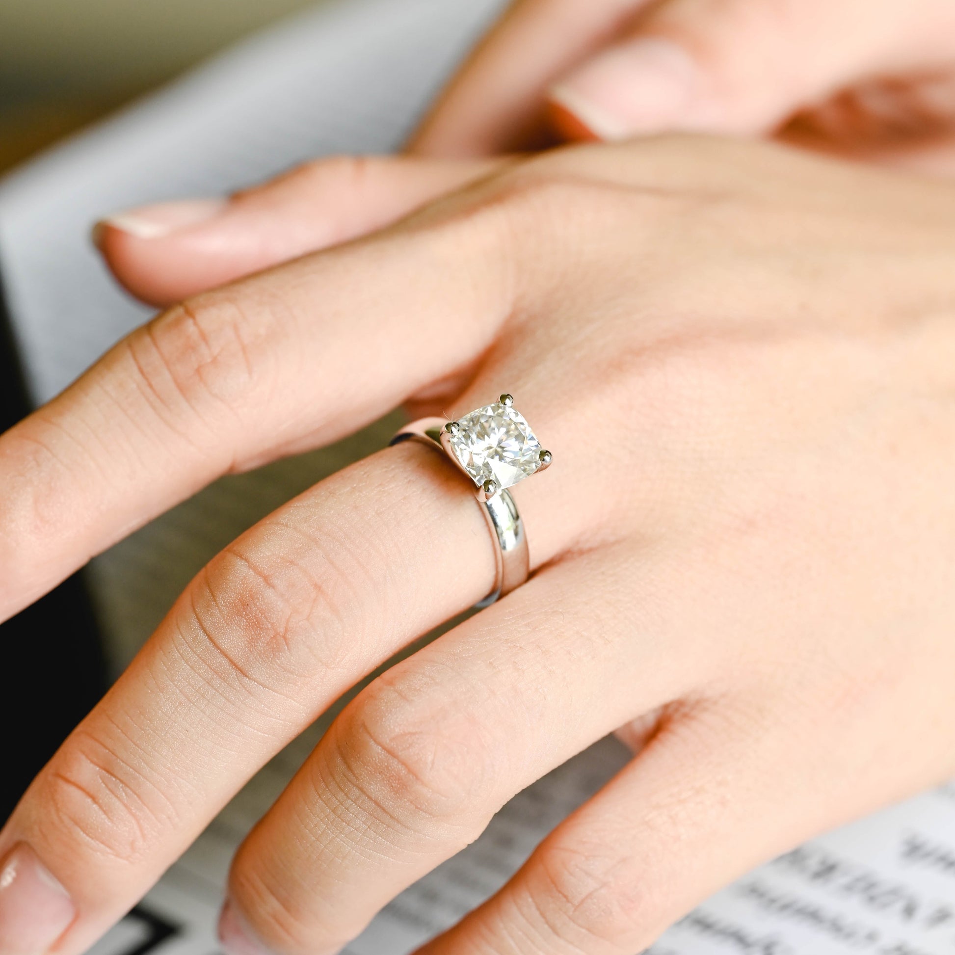 cushion-cut-lan-grown-diamond-engagement-ring-wedding-ring