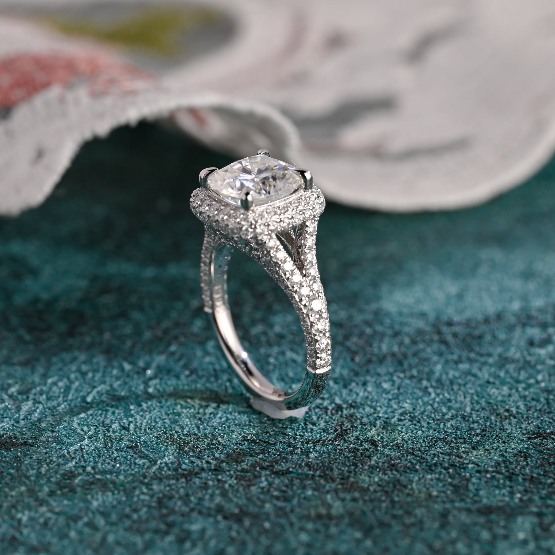 cushion-cut-engagement-ring-wedding-ring-bridal-ring