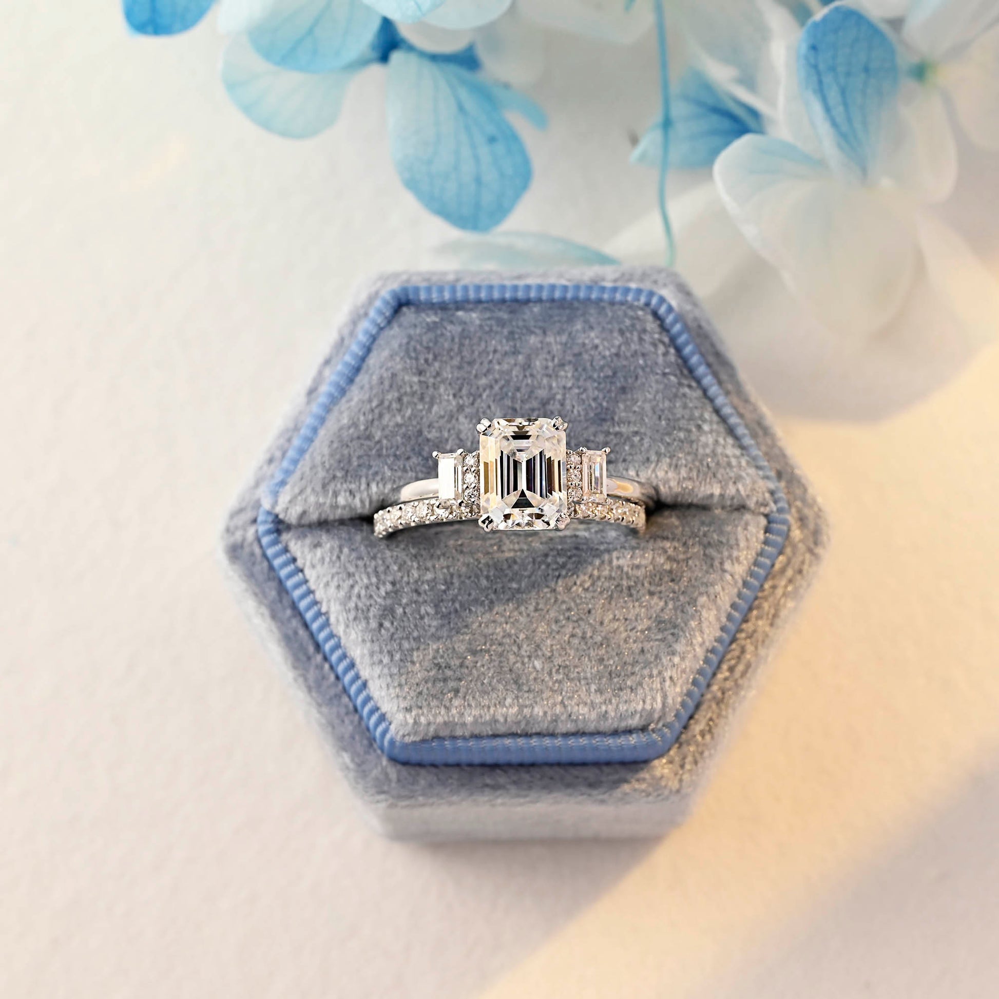 emerald-cut-moissanite-wedding-ring-set-engagement-ring-set-bridal-set