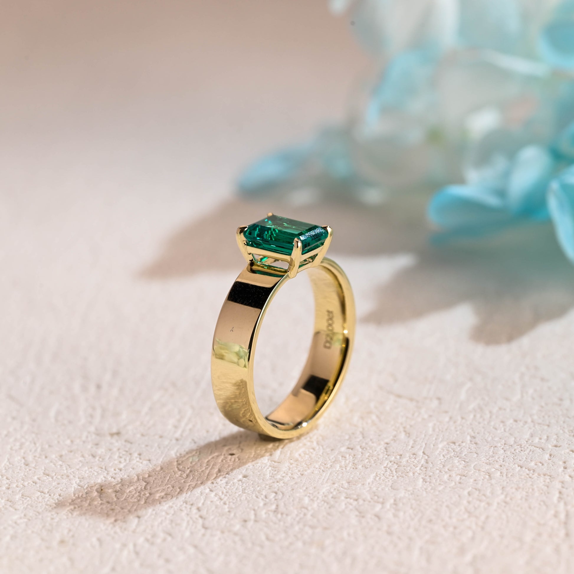 emerald-engagmenet-ring-wedding-ring-cigar-band-ring