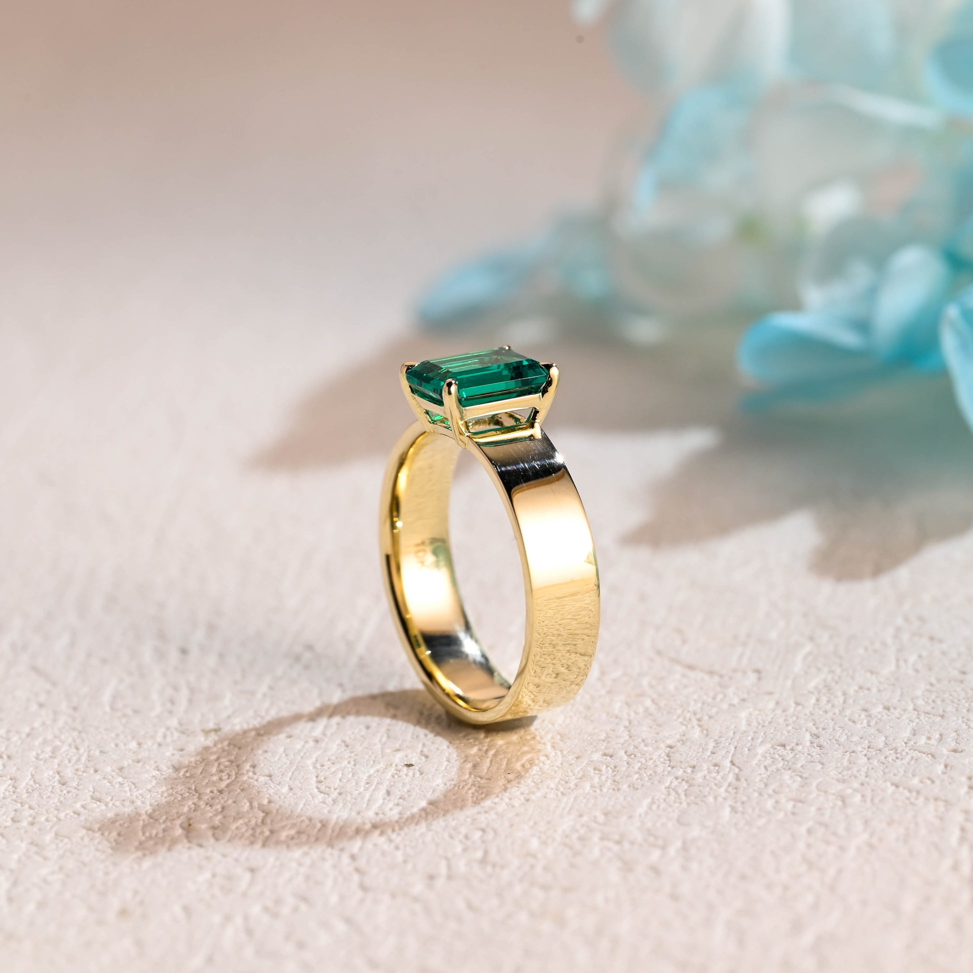 emerald-engagmenet-ring-wedding-ring-cigar-band-ring