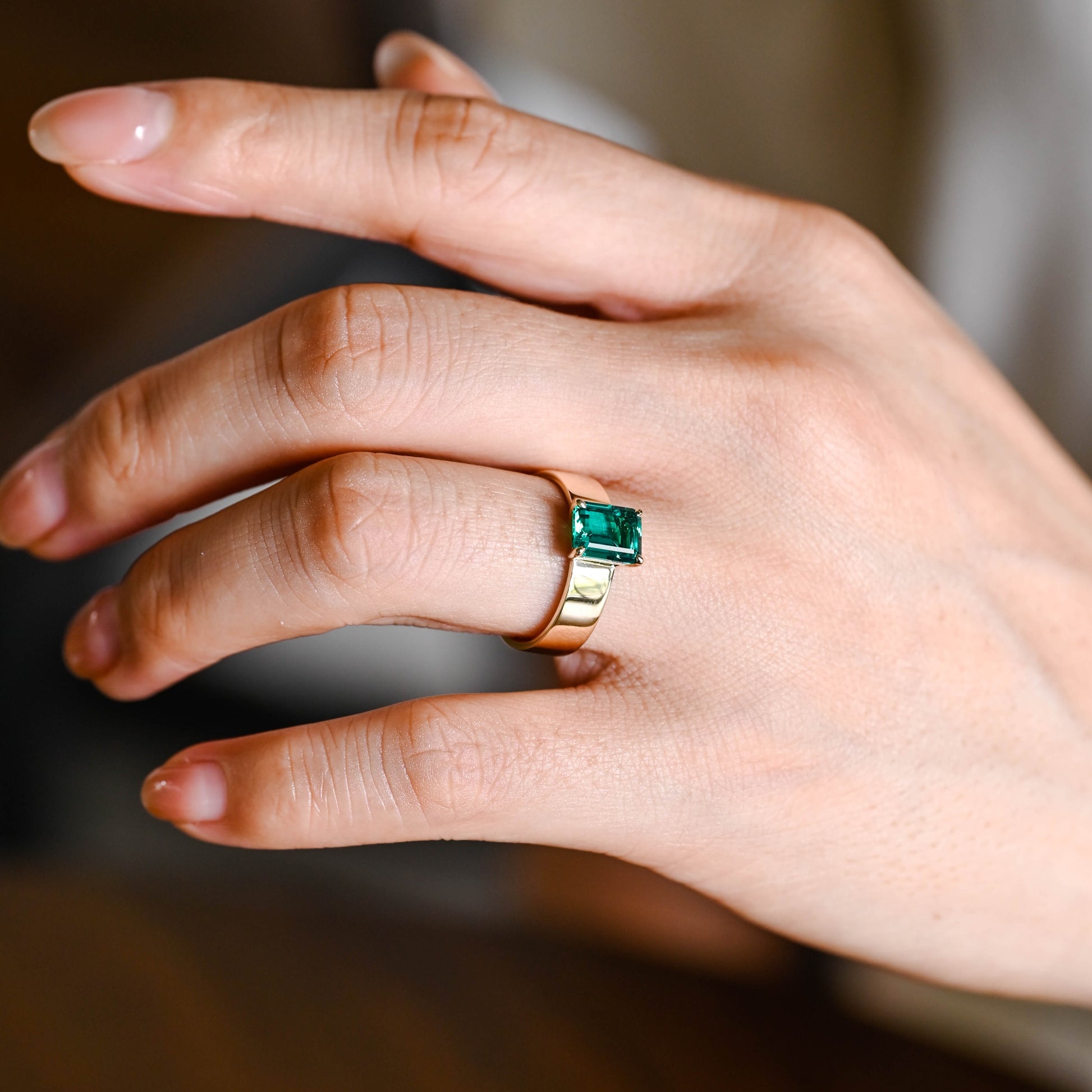 emerald-engagmenet-ring-wedding-ring-cigar-band-ring