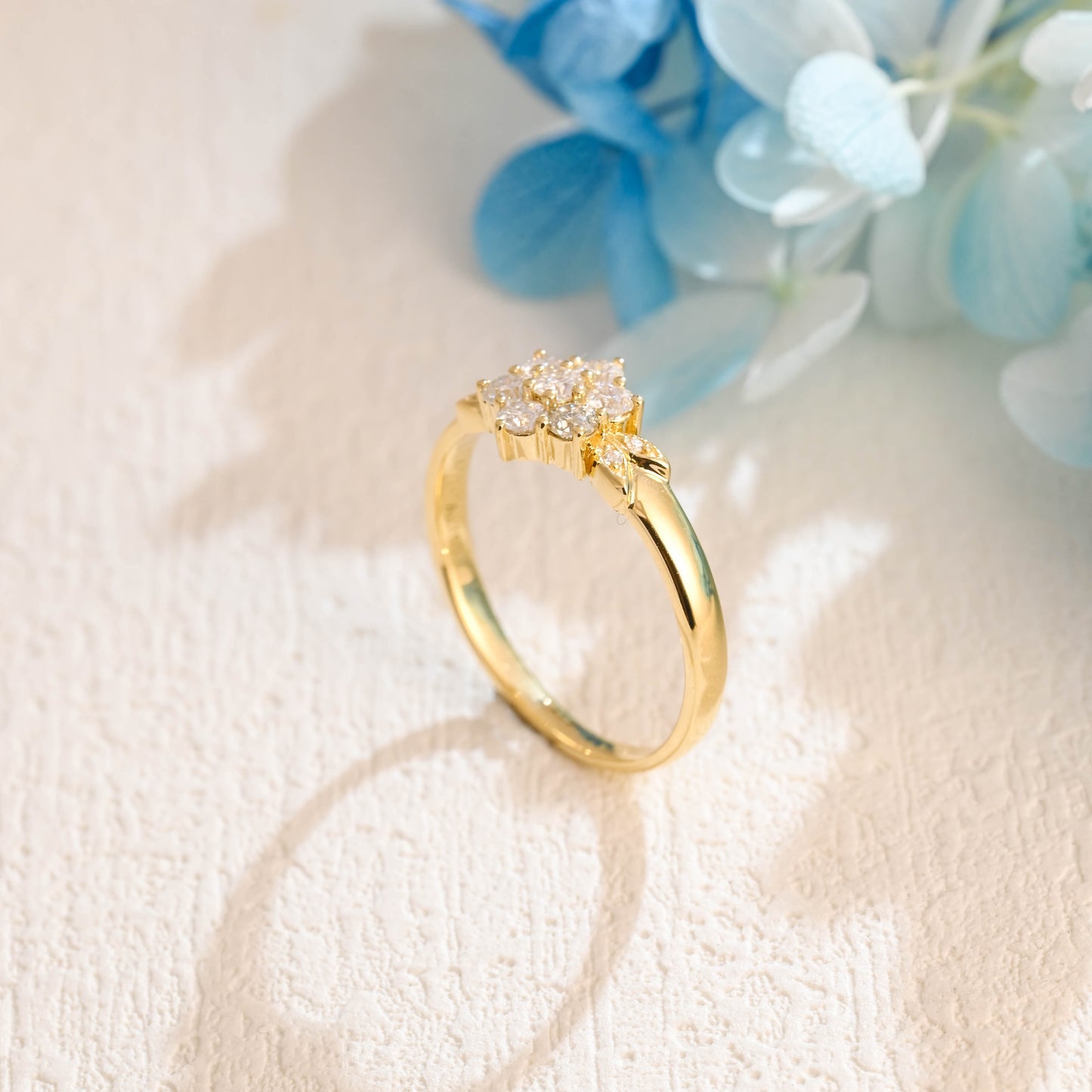 floral-round-cut-moissanite-engagement-ring-flower-wedding-ring