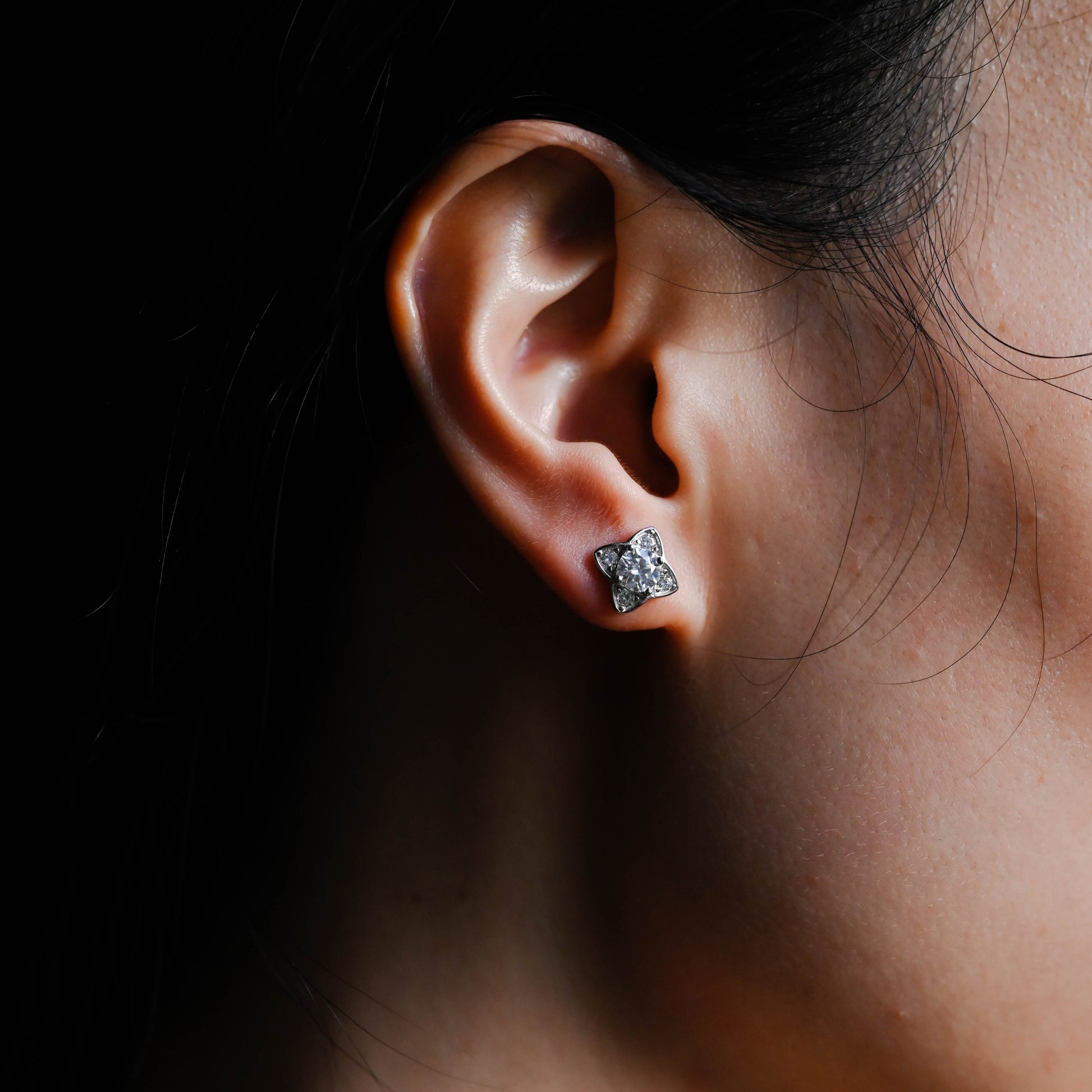 round-cut-four-leaf-clover-inspired-moissanite-earrings