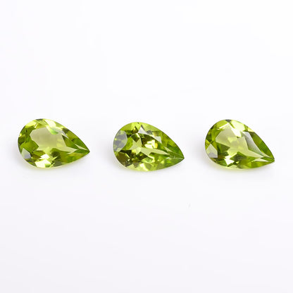 Natural Peridot Pear Gemstone, Faceted Loose Stone for Birthstone Jewelry Making