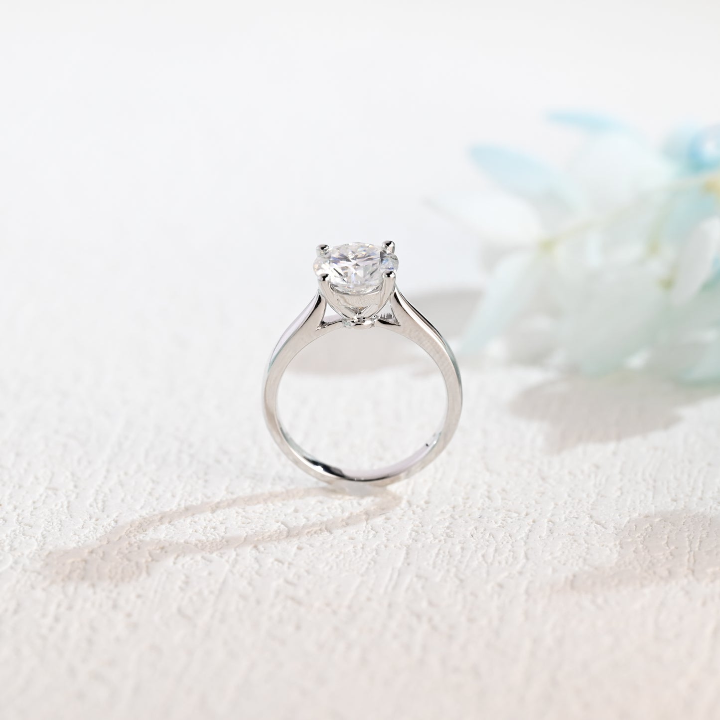 round-prongs-moissanite-engagement-ring-cathedral-setting-wedding-ring-round-cut-diamond-ring