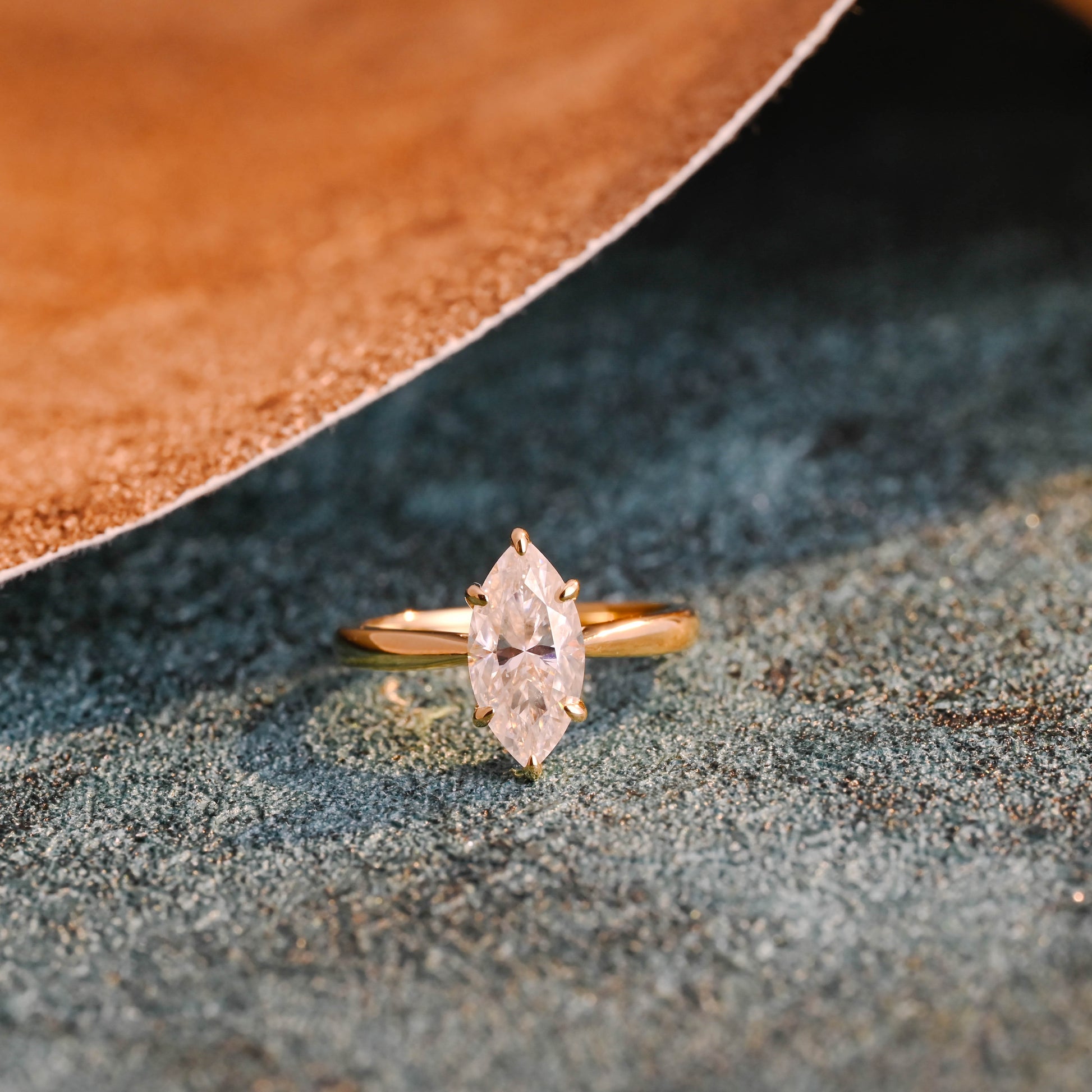 lab-grown-diamond-marquise-cut-engagement-wedding-ring-bridal-ring