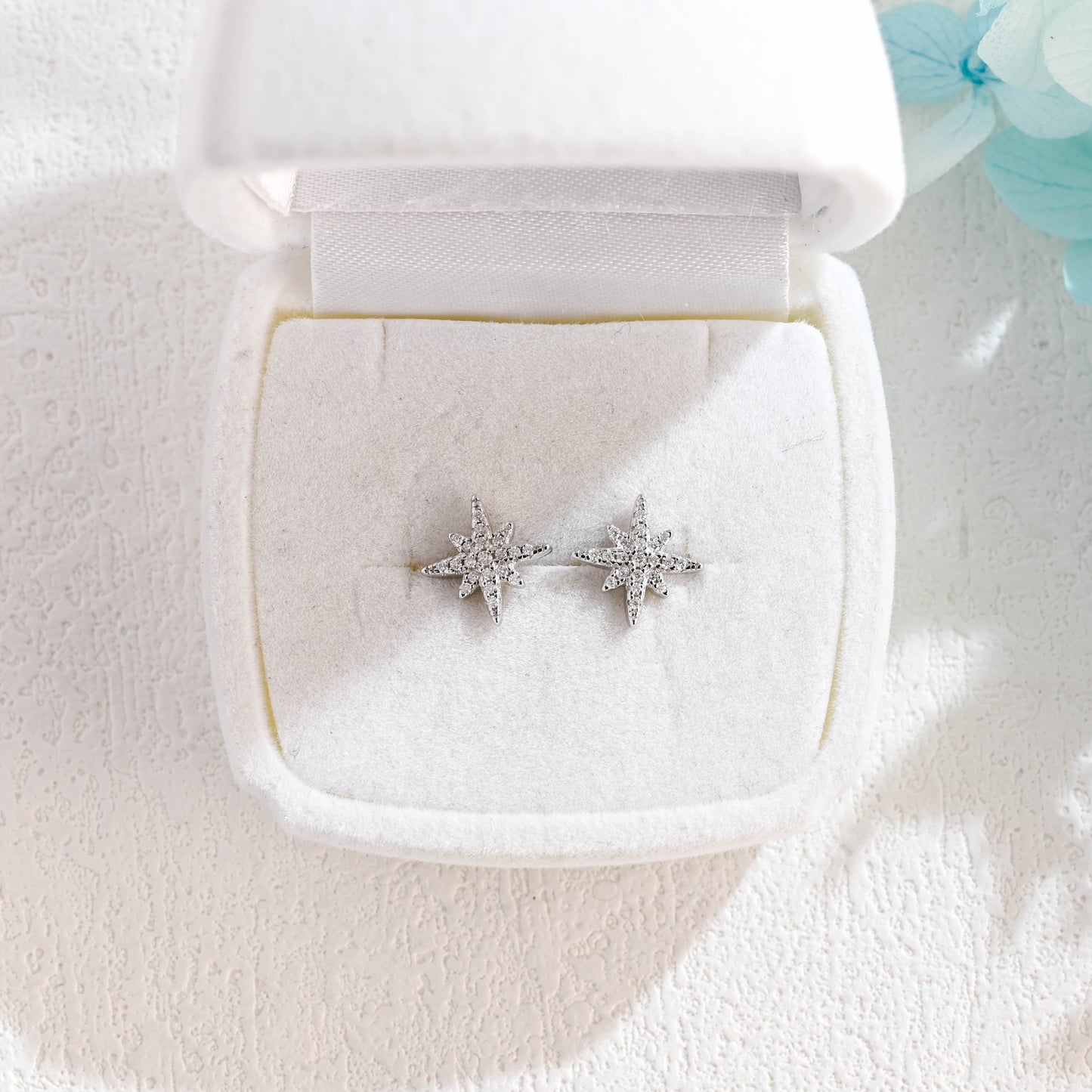 starburst-north-star-moissanite-earring-studs