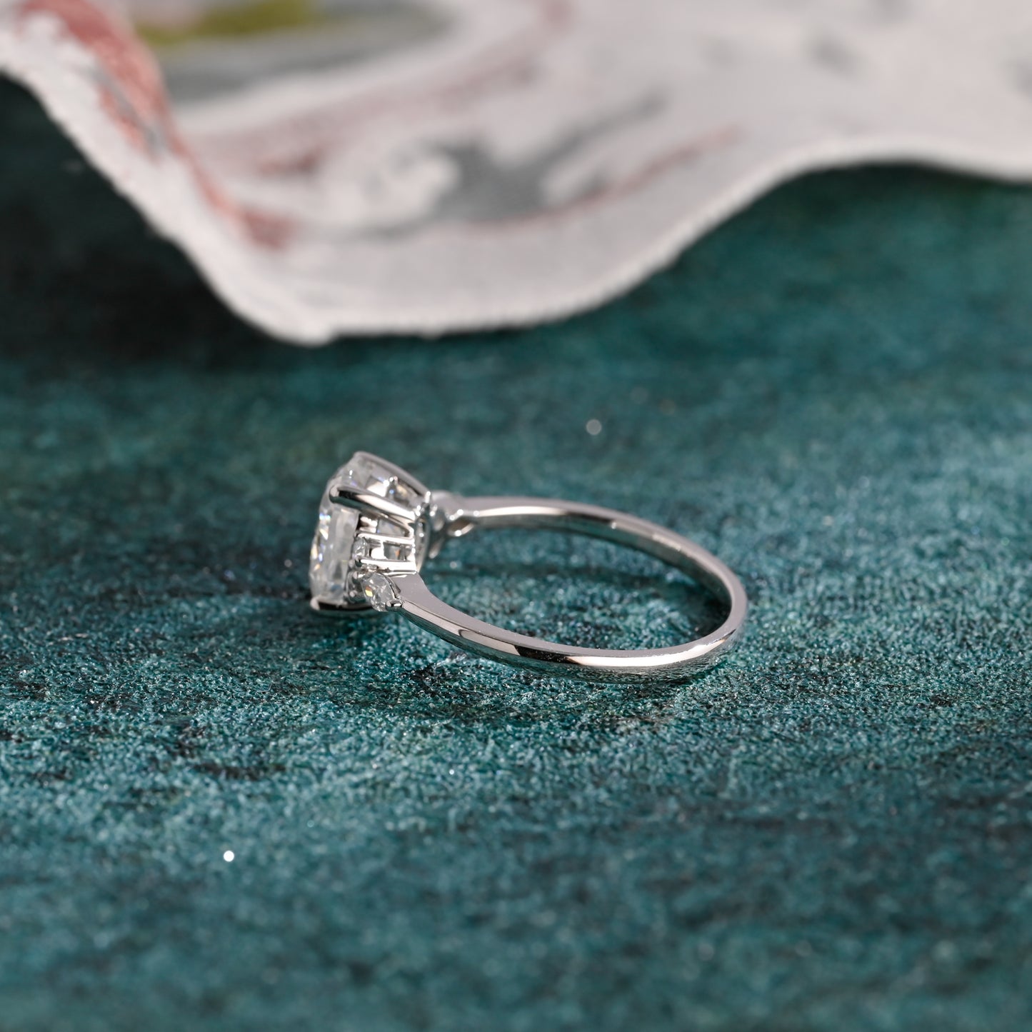 three-stone-oval-cut-lab-grown-engagement-ring