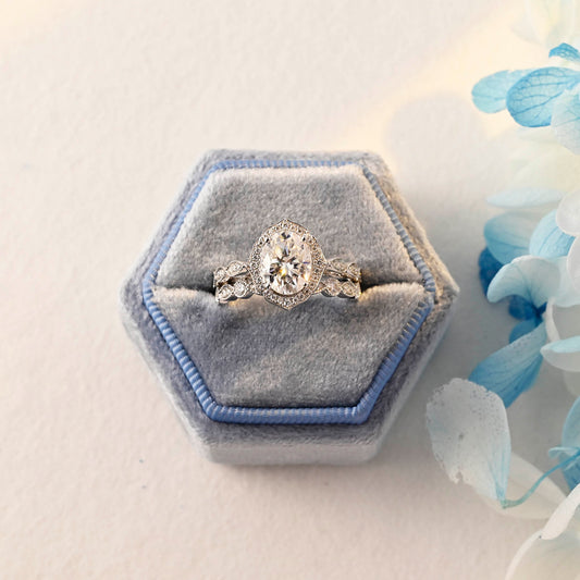 milgrain-oval-cut-moissanite-engagement-ring-set-bridal-set-wedding-ring-set