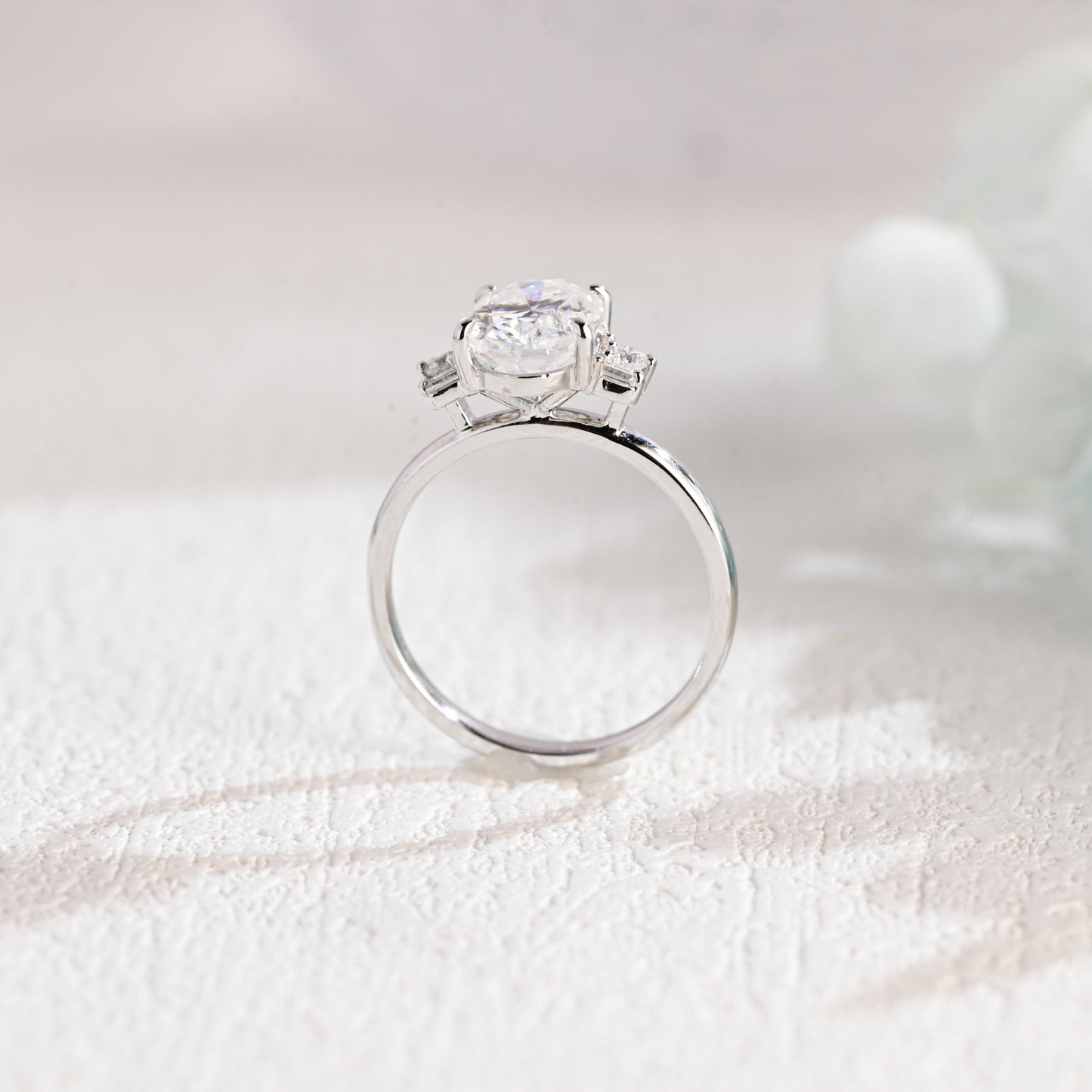 oval-cut-moissanite-engagement-ring-promise-ring-wedding-ring