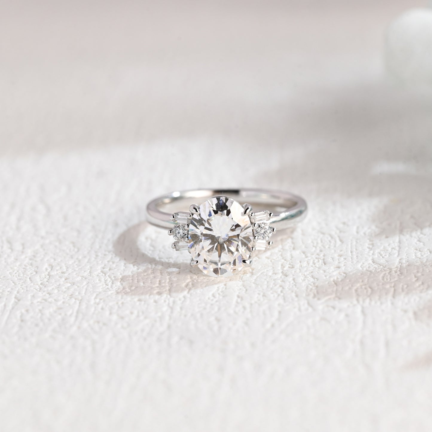 oval-cut-moissanite-engagement-ring-promise-ring-wedding-ring