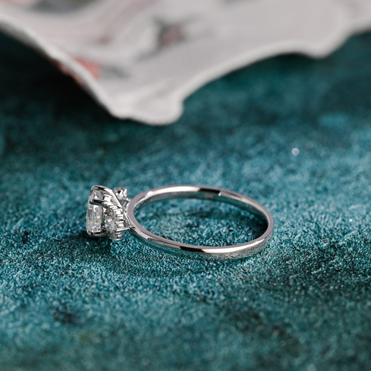 lab-grown-oval-diamond-wedding-engagement-ring