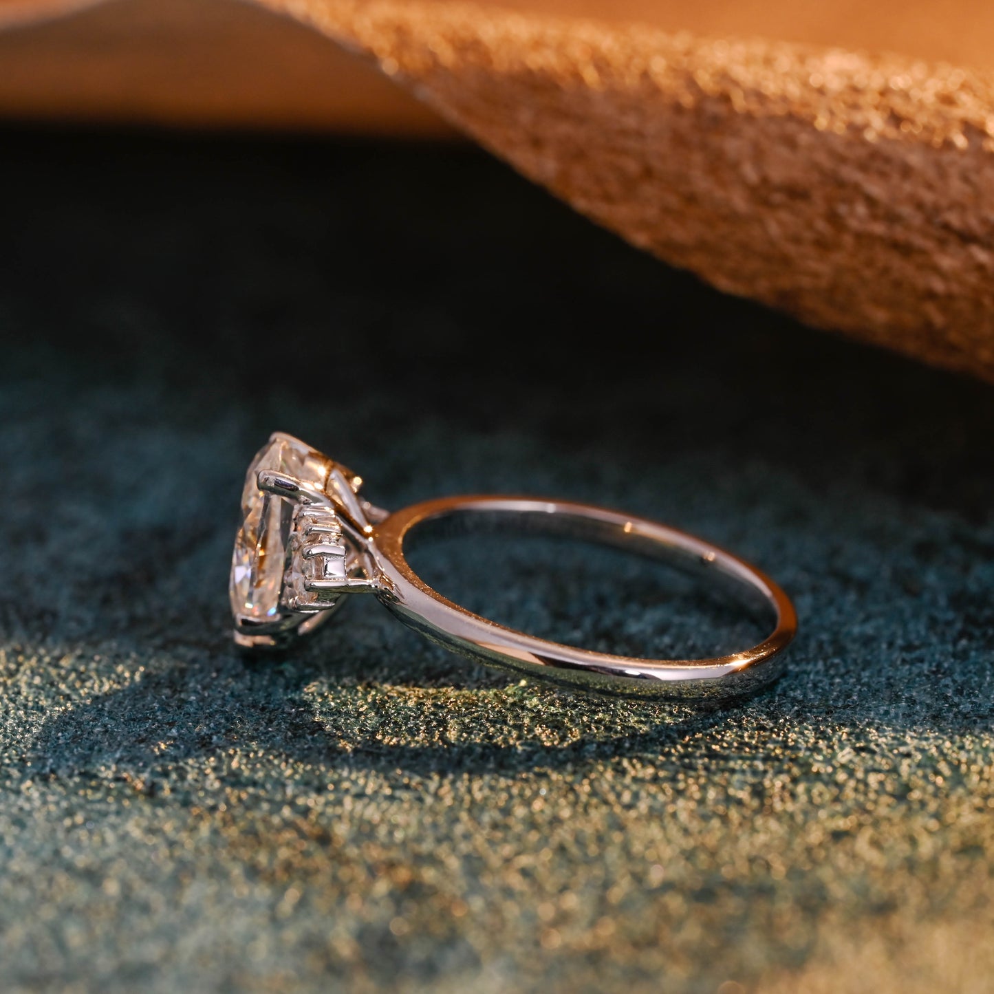 pear-cut-lab-grown-diamond-wedding-engagement-bridal-ring