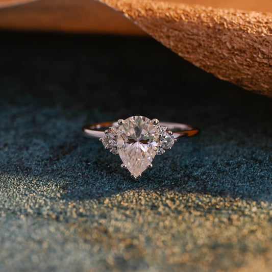 pear-cut-lab-grown-diamond-wedding-engagement-bridal-ring