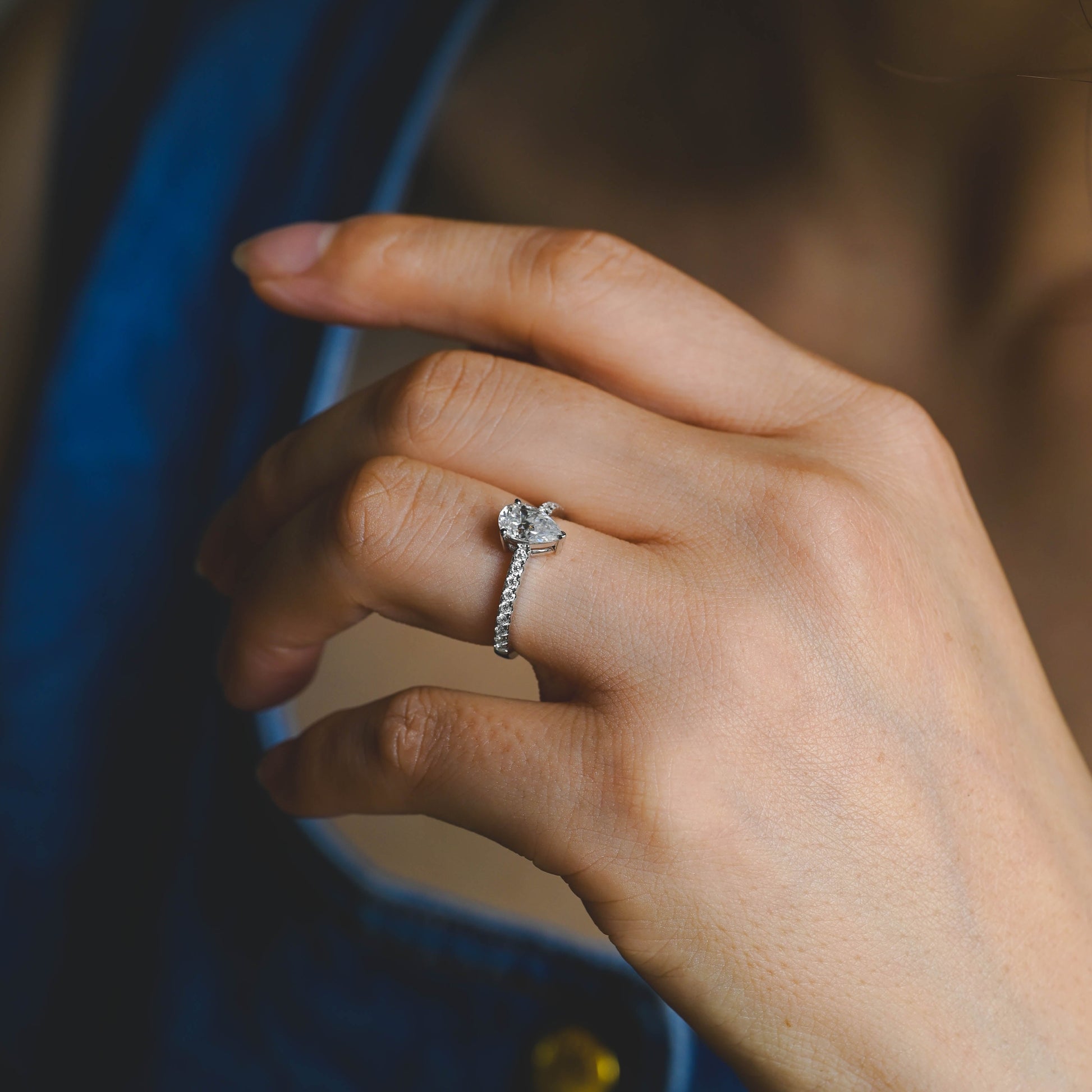 pear-cut-lab-grown-diamond-engagement-wedding-ring