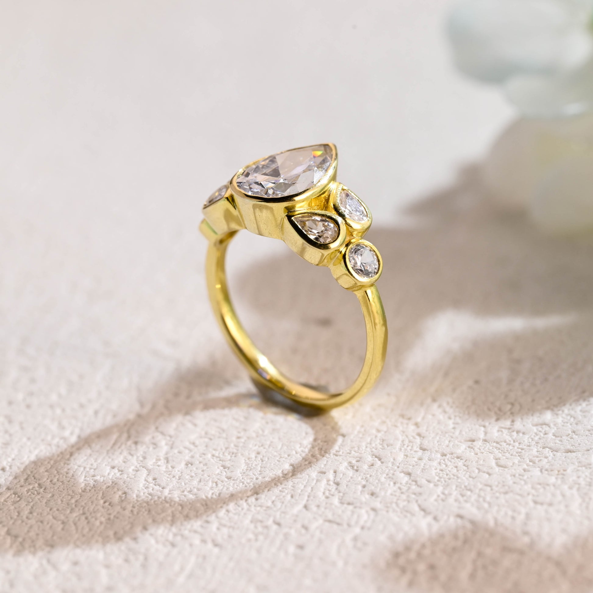 pear-cut-moissanite-wedding-ring-engagement-ring