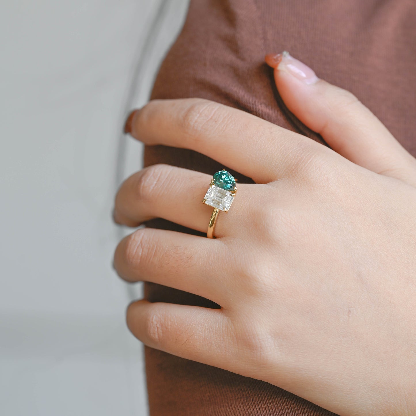 dual-stone-engagement-ring-green-moissanite-wedding-ring-emerald-cut-ring