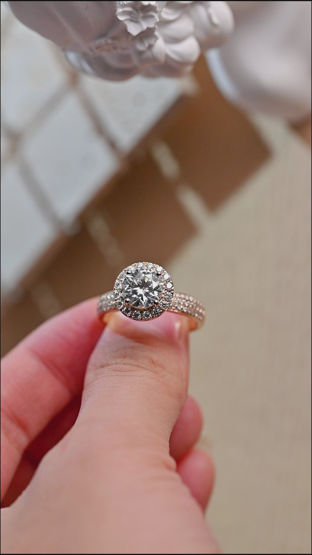 vtg-style-round-cut-moissanite-engagement-ring-half-pave-wedding-ring-halo-ring