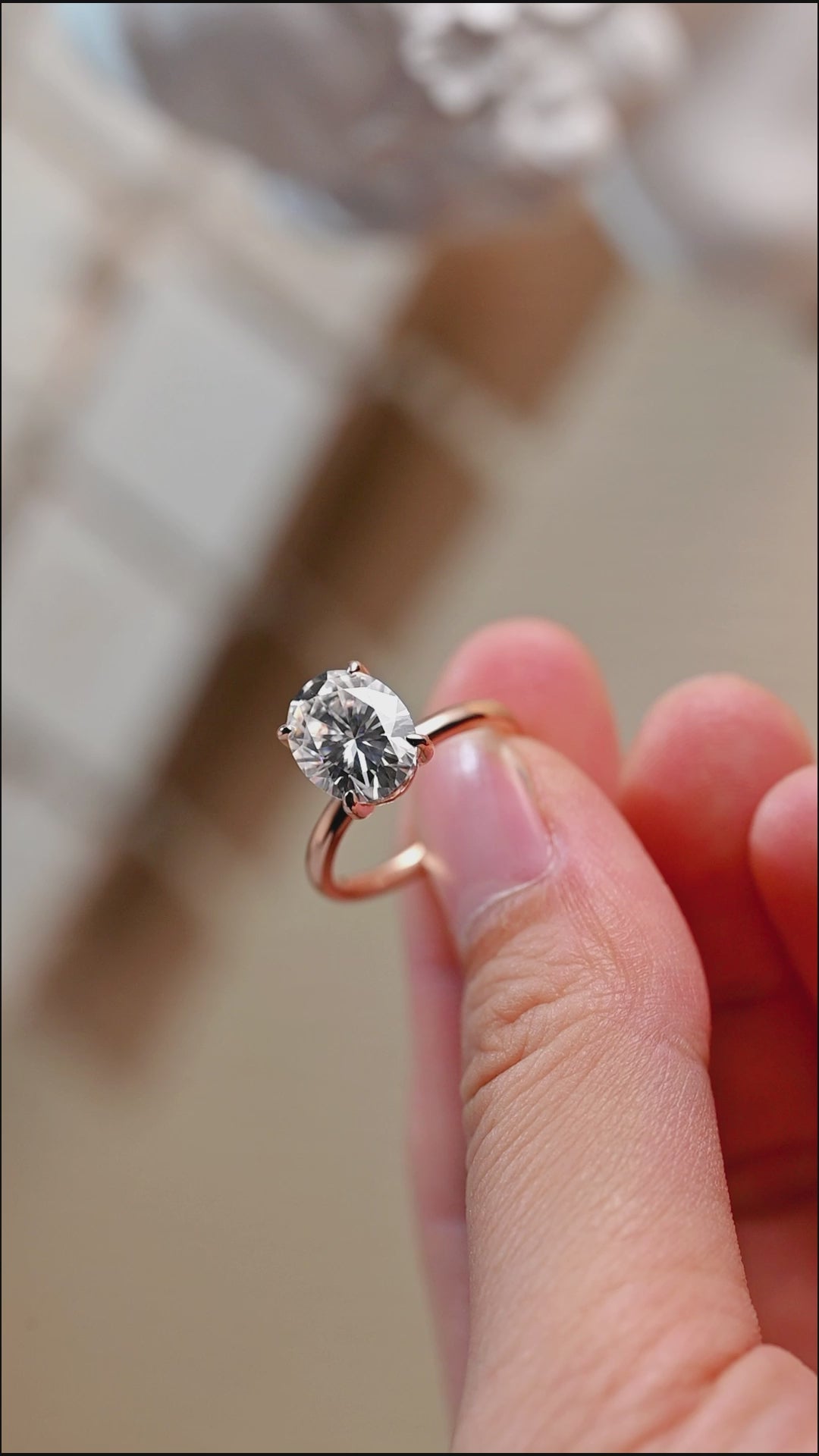 solitaire-oval-moissanite-engagement-ring