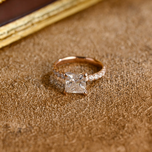 princess-cut-lab-grown-diamond-wedding-ring-engagement-ring