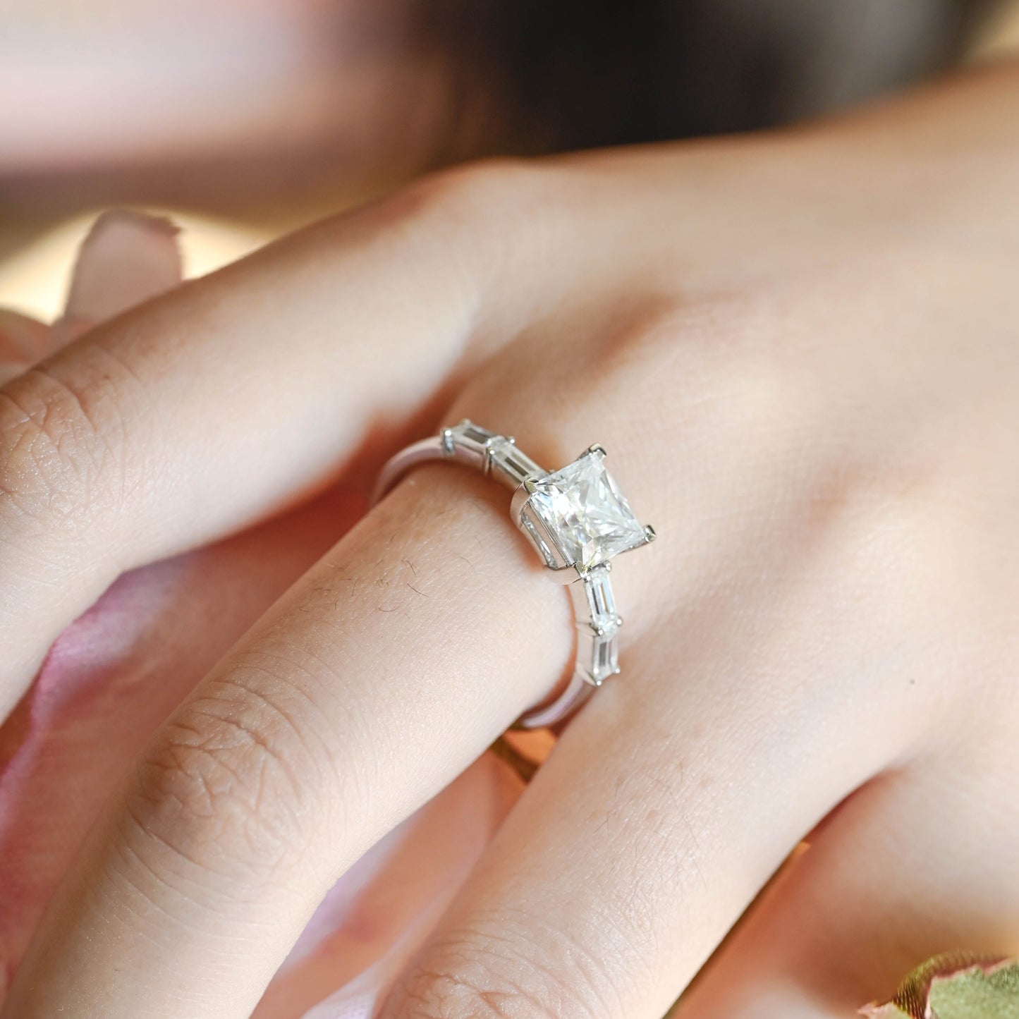 princess-cut-lab-grown-diamond-engagement-ring-wedding-ring