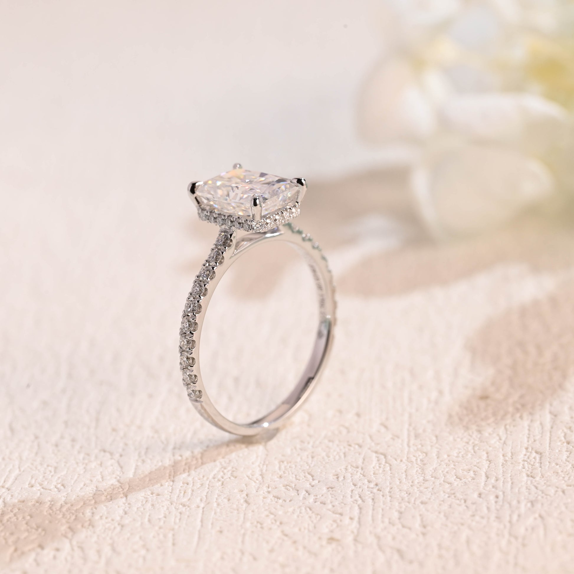 radiant-cut-moissanite-engagement-ring