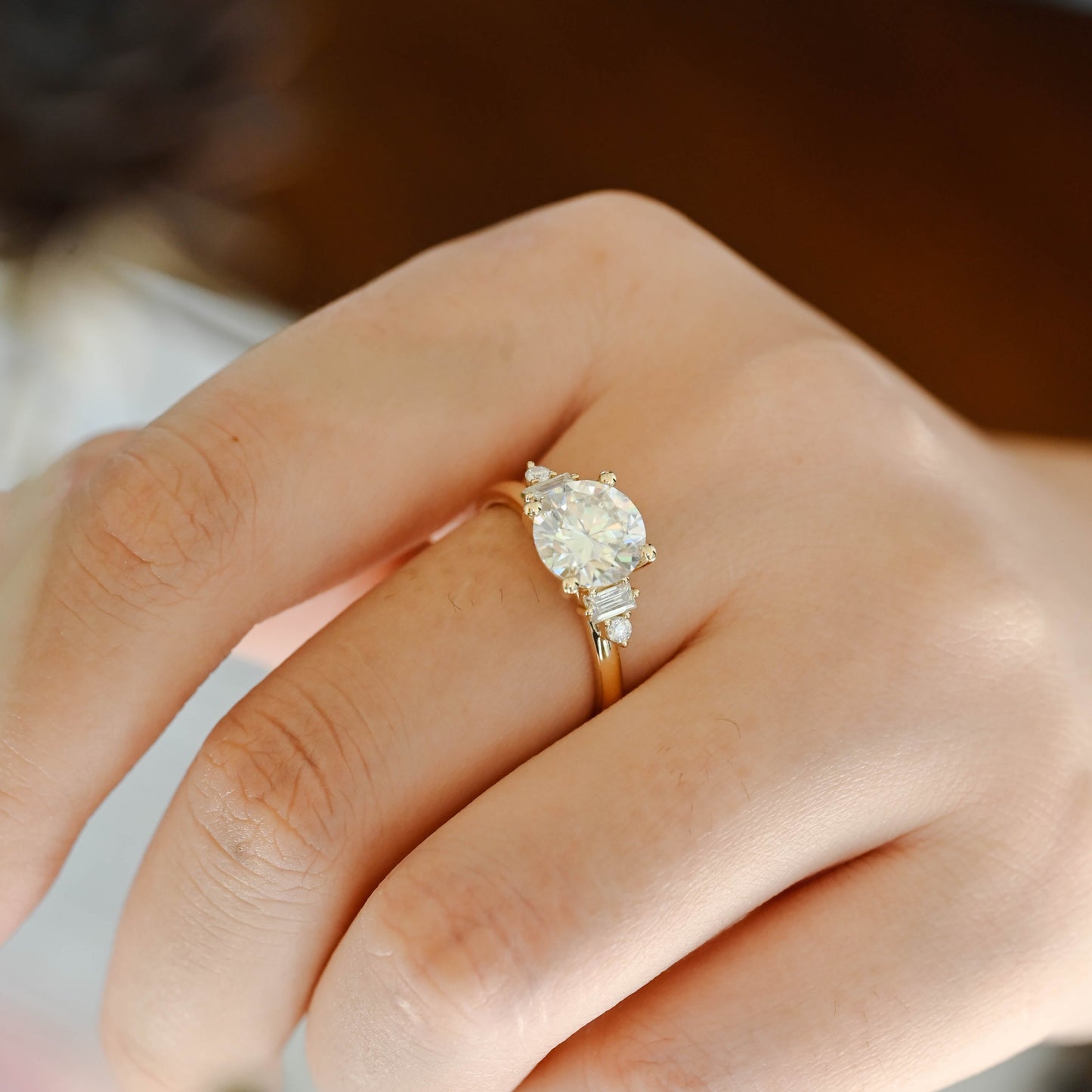 round-cut-lab-grown-diamond-engagement-ring-wedding-ring-bridal-ring