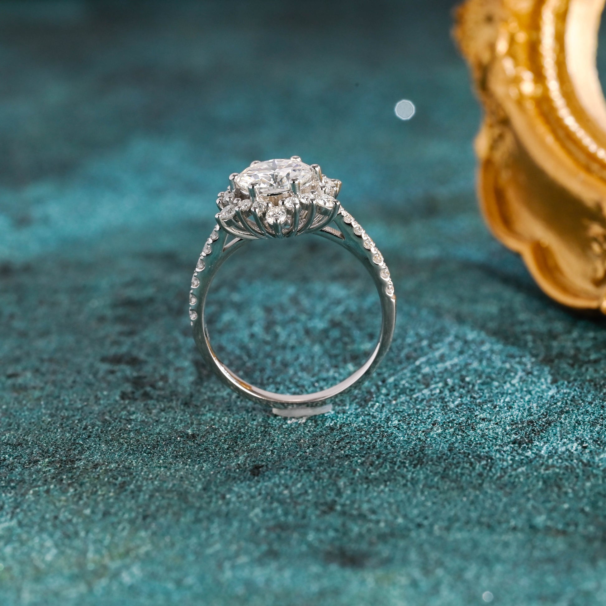 snowflake-round-cut-lab-diamond-engagement-ring-wedding-ring-halo-ring