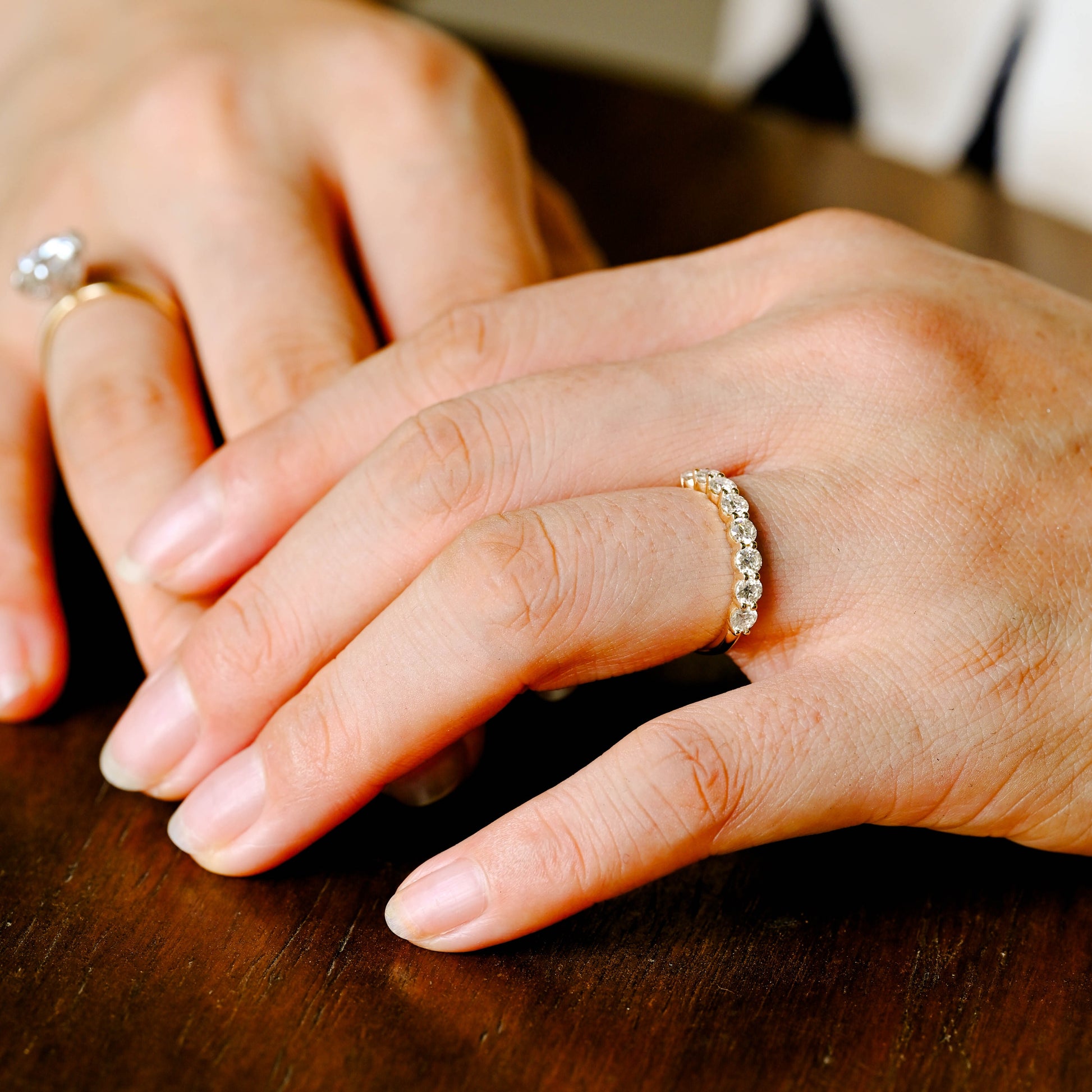 round-cut-lab-grown-diamond-wedding-band-wedding-ring