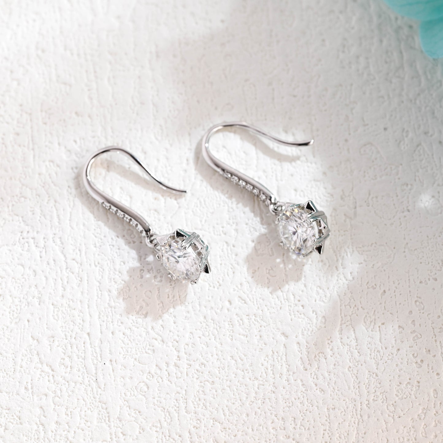 round-cut-moissanite-ear-spike-earrings-for-women