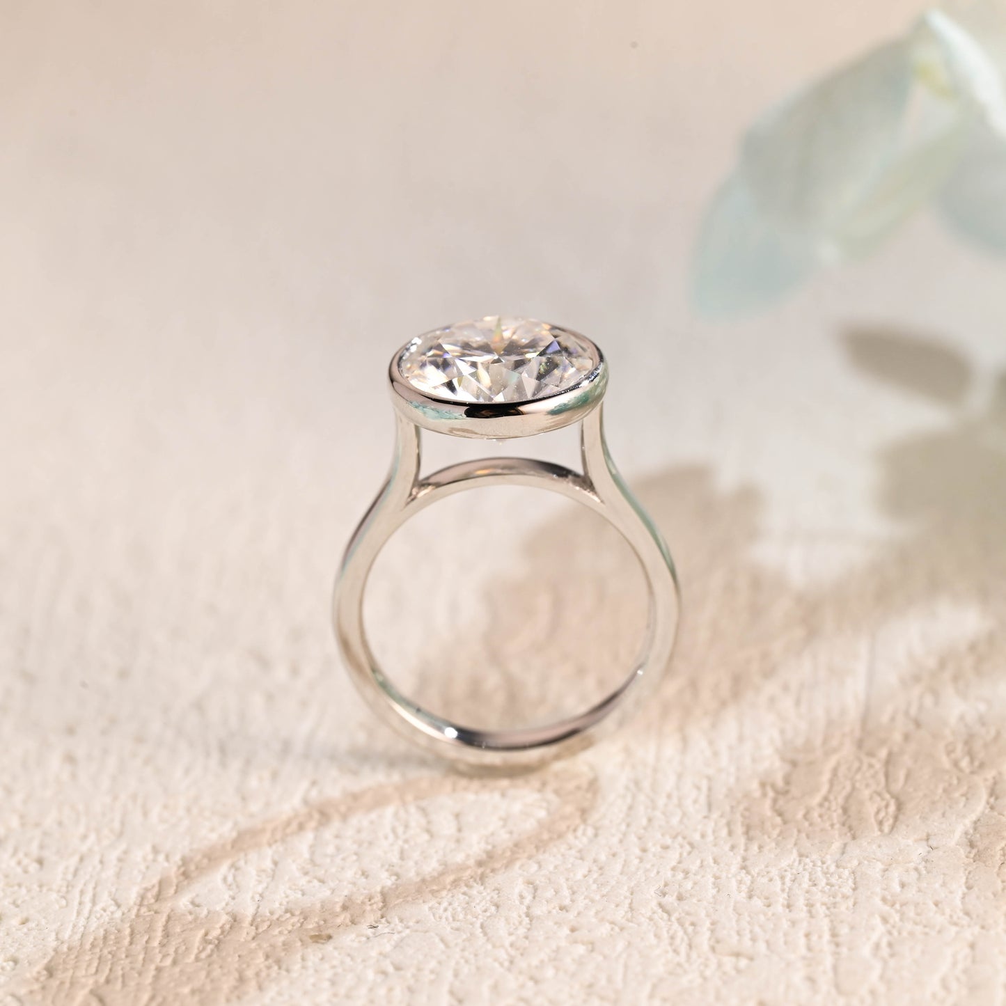 round-cut-moissanite-wedding-ring-bezel-set-engagement-ring