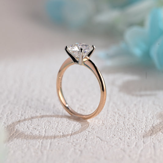 two-tone-low-setting-round-cut-moissanite-wedding-ring-engagement-ring