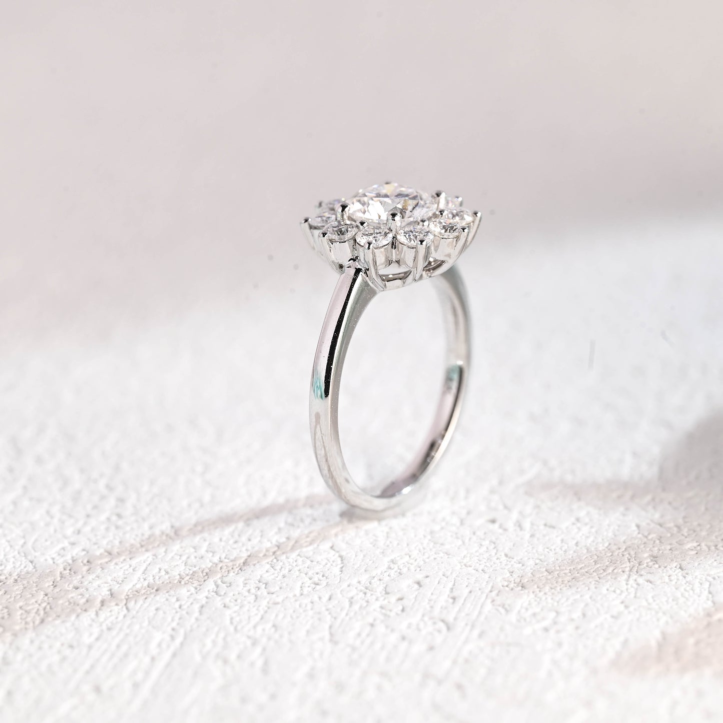 round-cut-moissanite-wedding-ring-engagement-ring-floral-ring