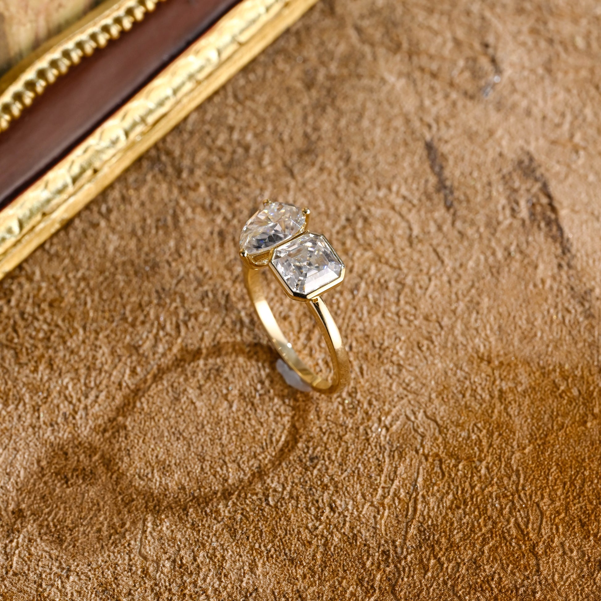 toi-et-moi-asscher-pear-cut-lab-grown-diamond-engagement-wedding-ring